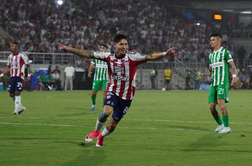  El tiburón mordió primero, goleó 3 x 0 a Nacional y saca ventaja para llegar  a la 12