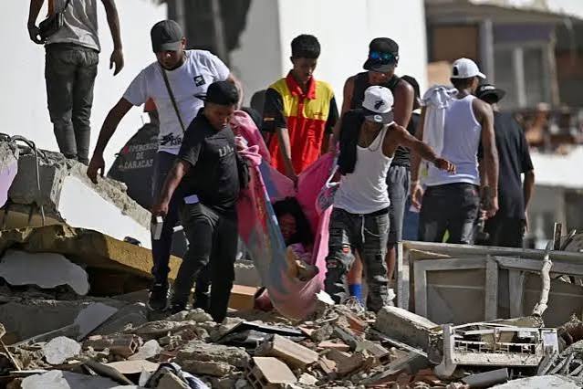  S.O.S. VENEZUELA: A 589 aumenta la cifra de fallecidos por el terremoto y más de 4.300 heridos