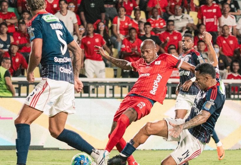  Junior perdió 4 X 2 ante el América y sigue sin ganar en la liga