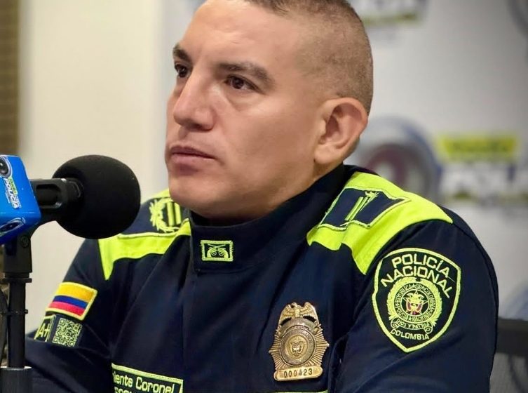  Abelardo saca a comandante de policía de Santa Marta, por dejar fugar 41 presos.